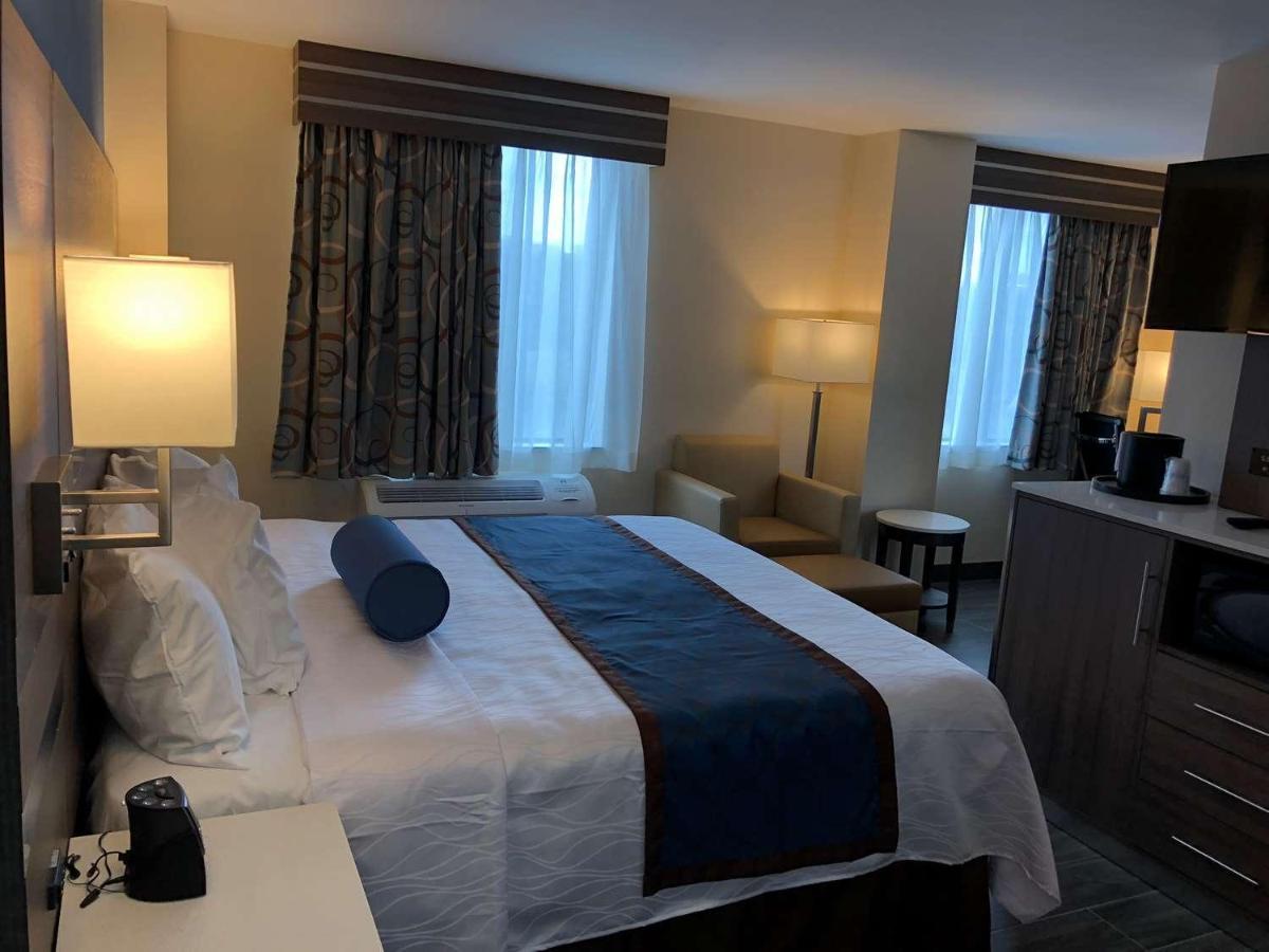 | Best Western Plus Stadium Inn