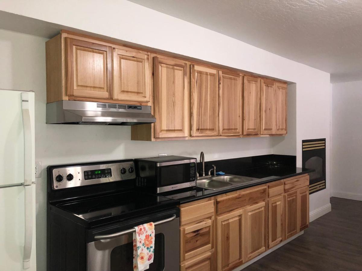 Apartment - Ground Floor at Cedar Inn & Suites
