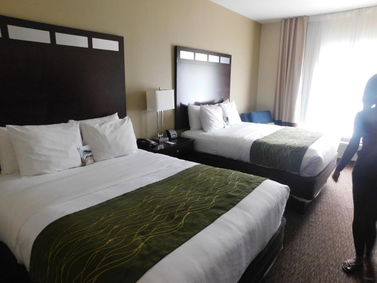  | Comfort Inn Saint Clairsville