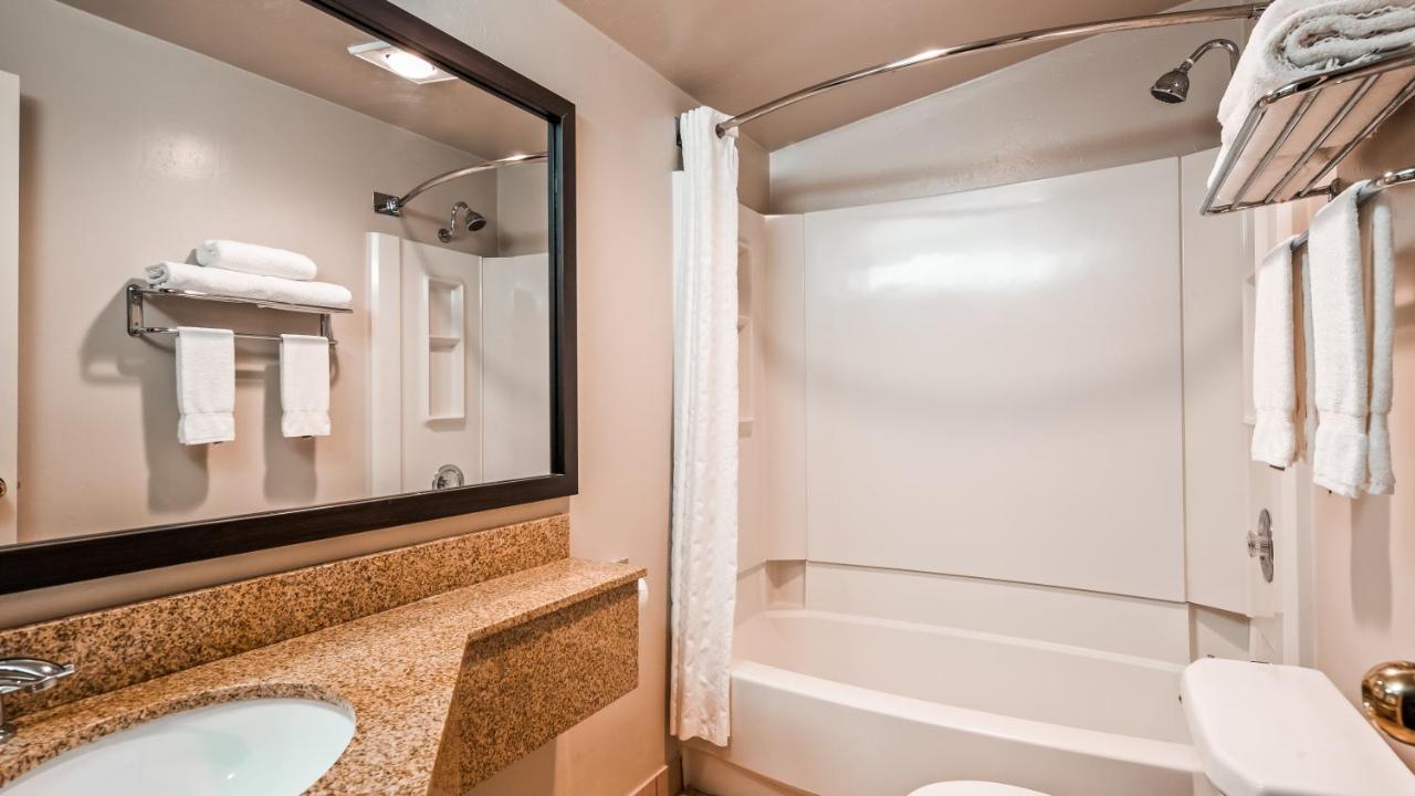 | Best Western New Oregon