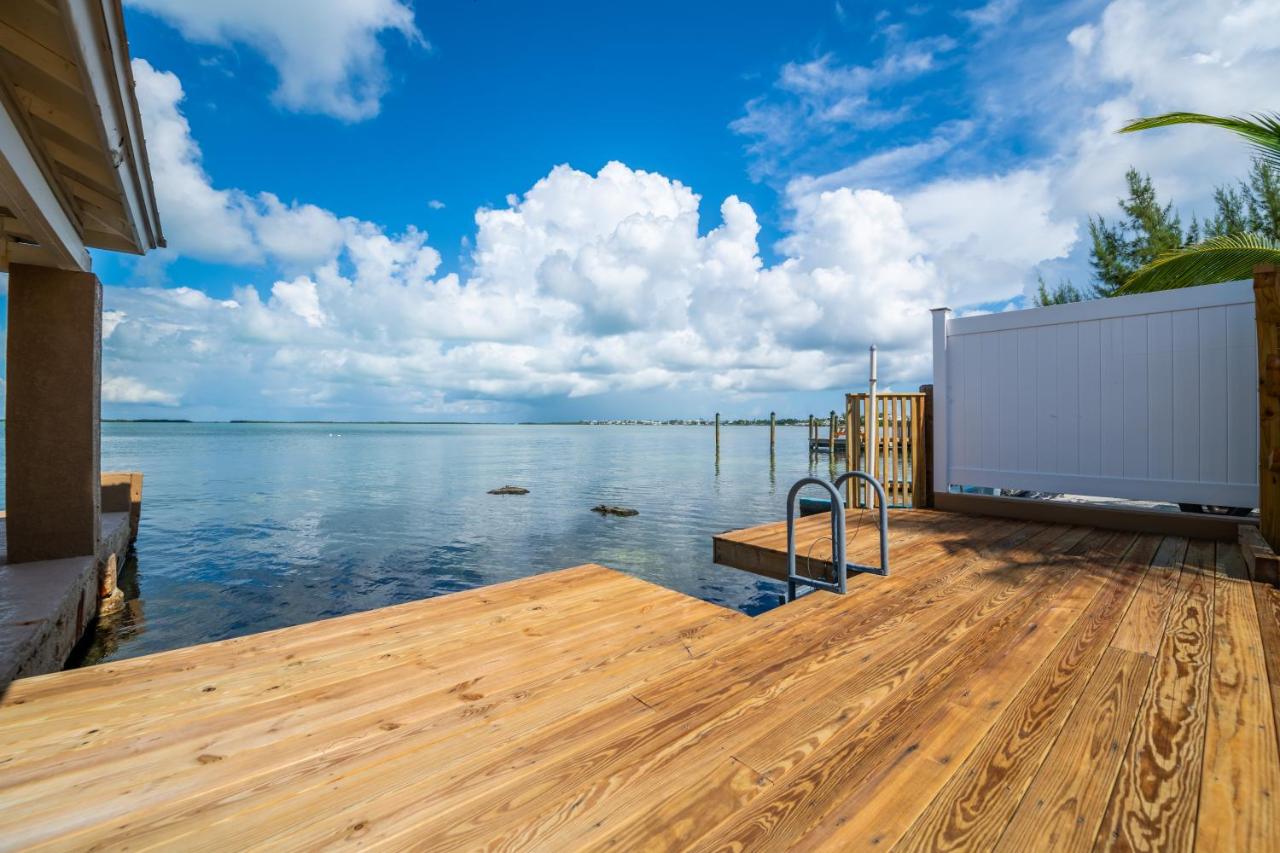 | Sun Outdoors Key Largo
