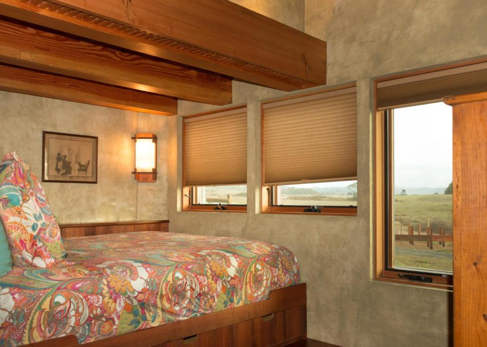 | The Inn at Newport Ranch