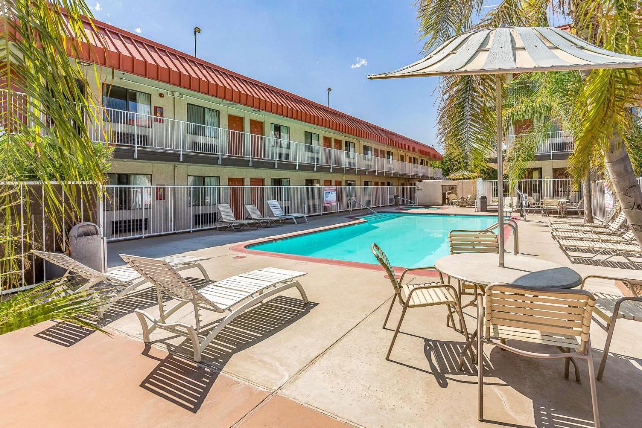 | Studio 6-Fresno, CA - Extended Stay