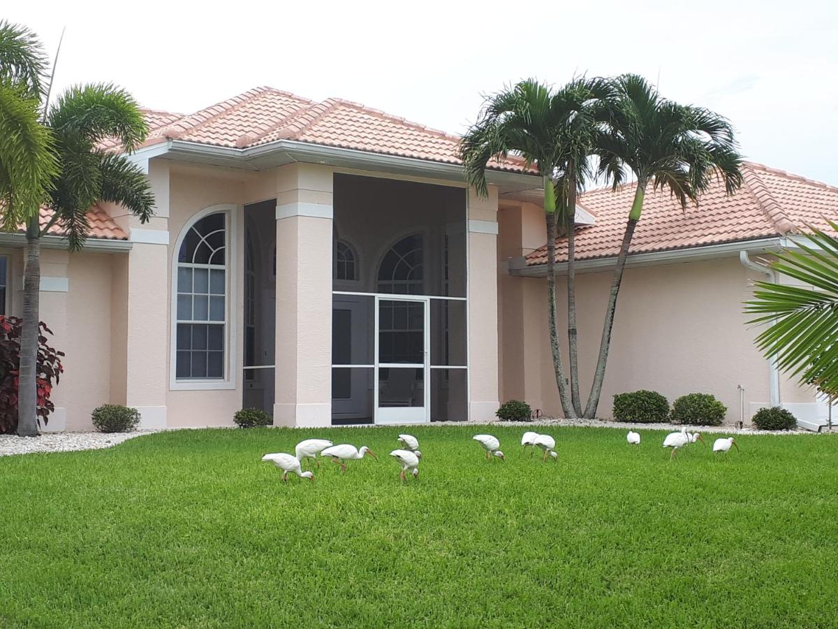 | Villa Eyleen