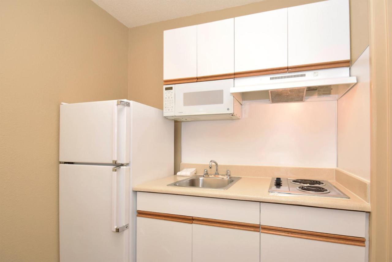 Superior Studio - Non-Smoking at Extended Stay America Suites Washington DC Fairfax Fair Oaks