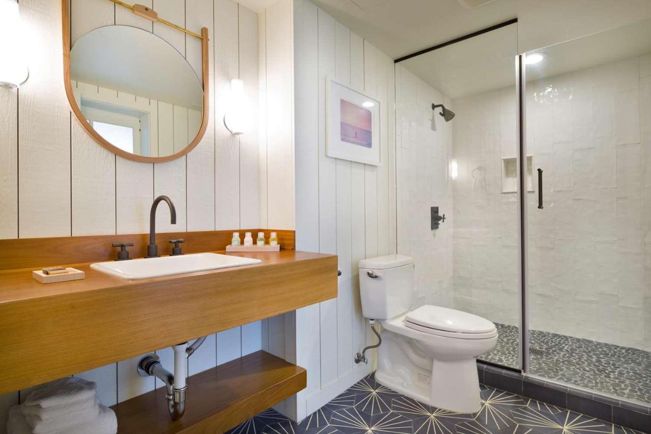Room Selected at Check-In at The Surfjack Hotel & Swim Club