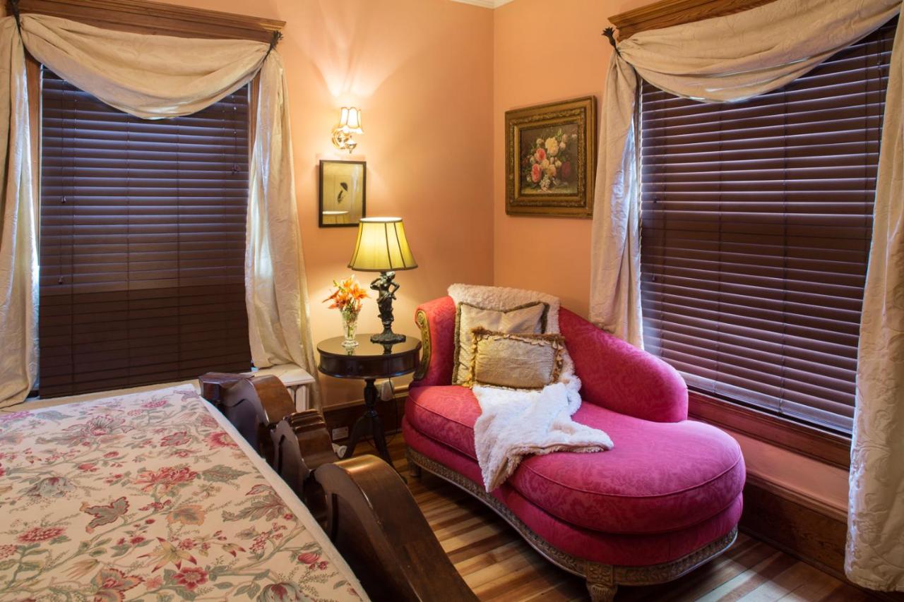 | The Lion and the Rose Bed and Breakfast