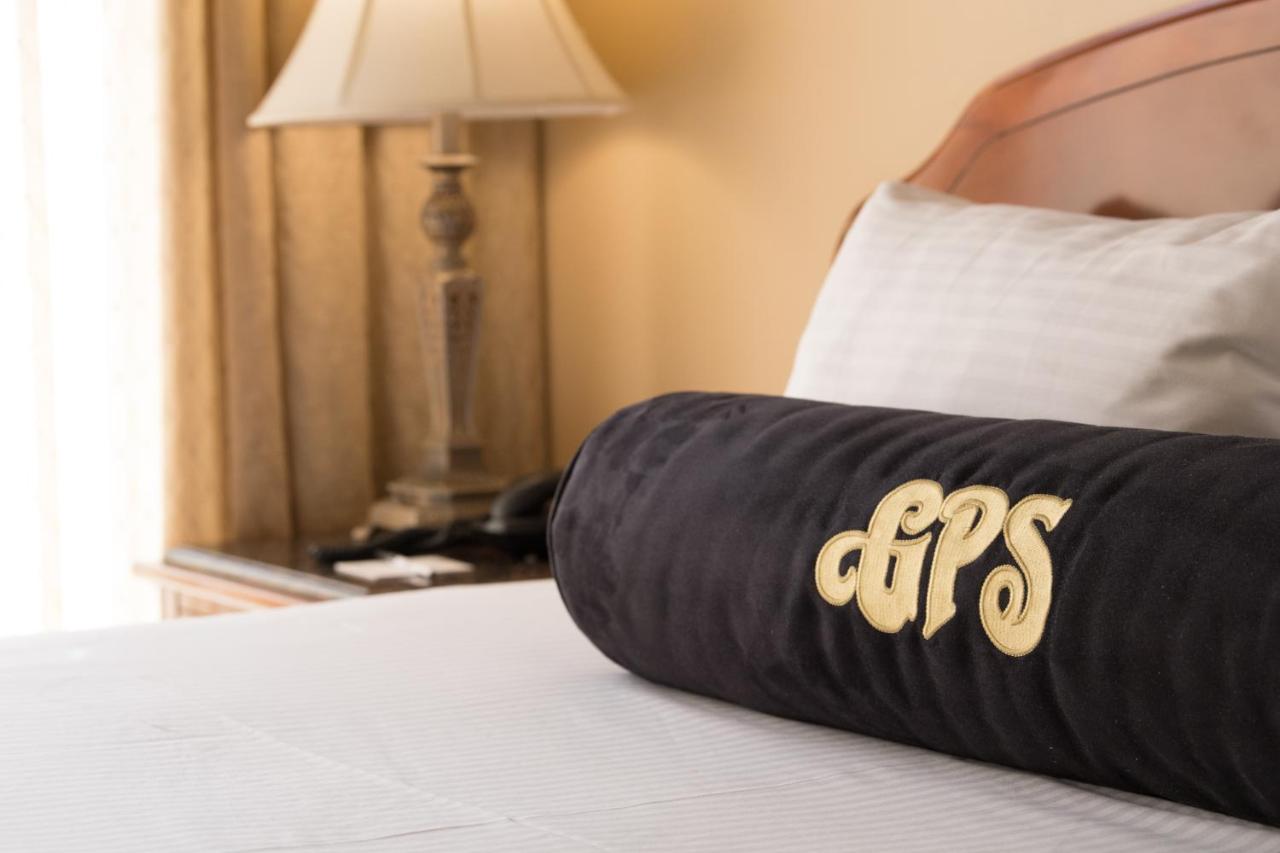 Accessible Junior Suite, ADA at Gaslamp Plaza Suites