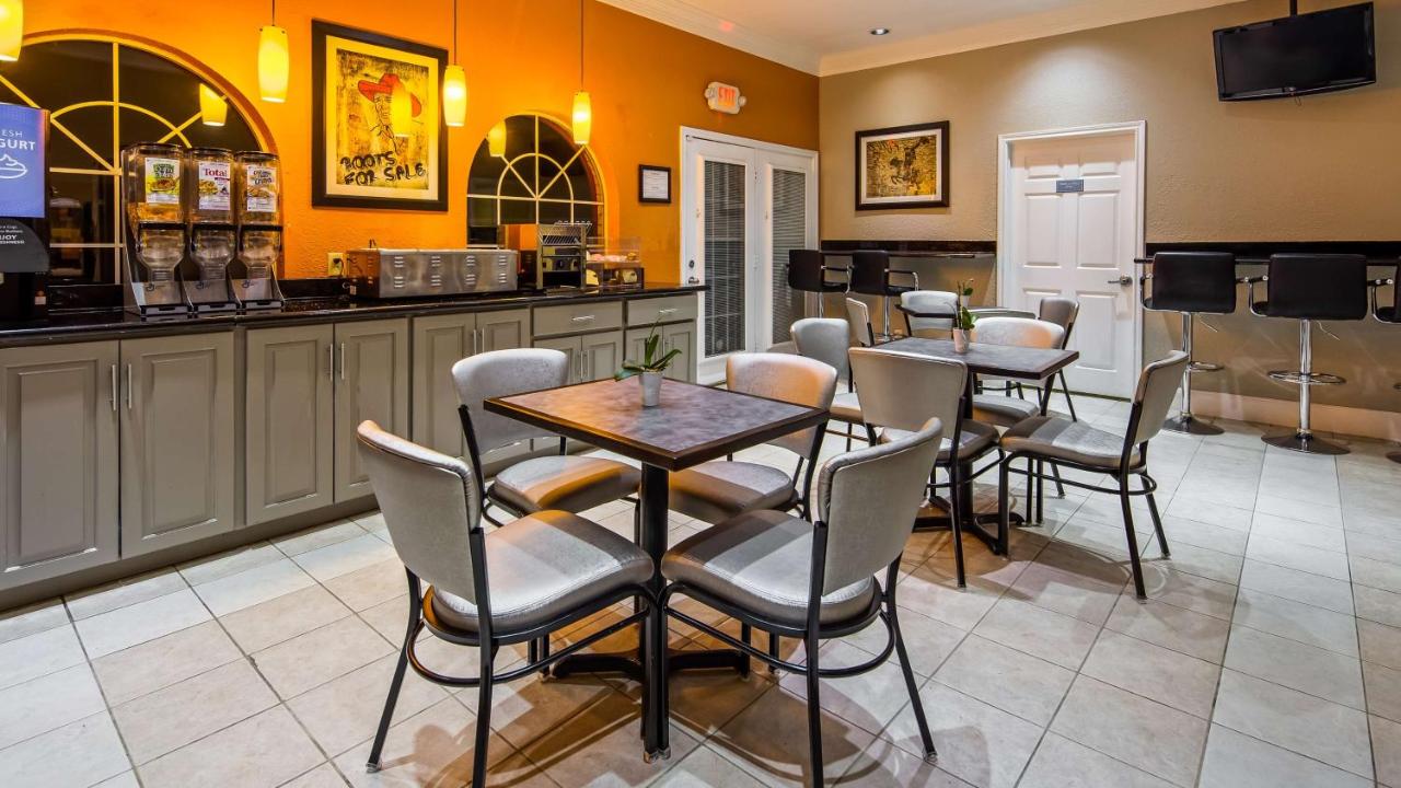 | Best Western La Hacienda Inn