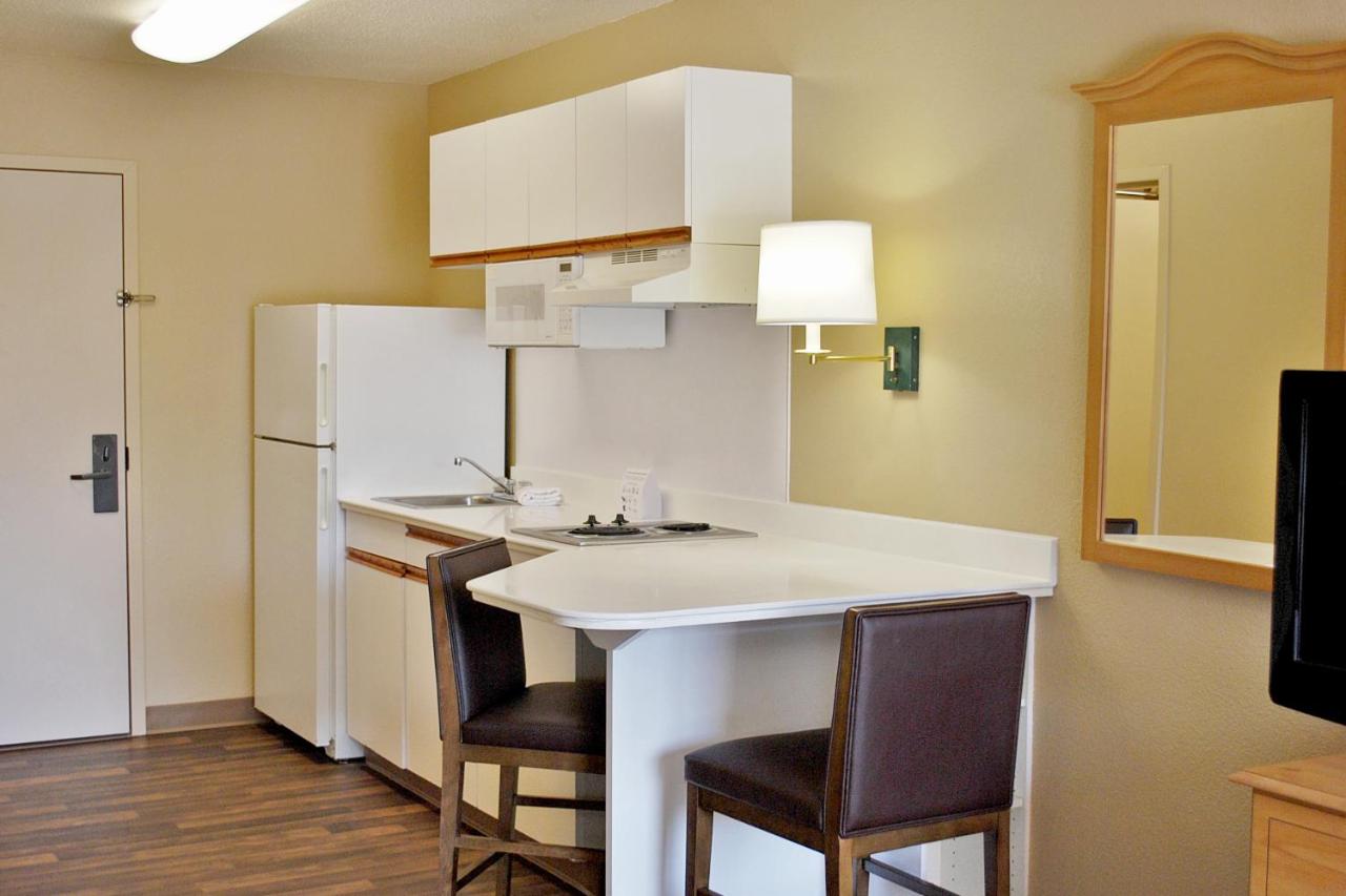 Studio with Two Double Beds - Non-Smoking at Extended Stay America Suites Boston Marlborough