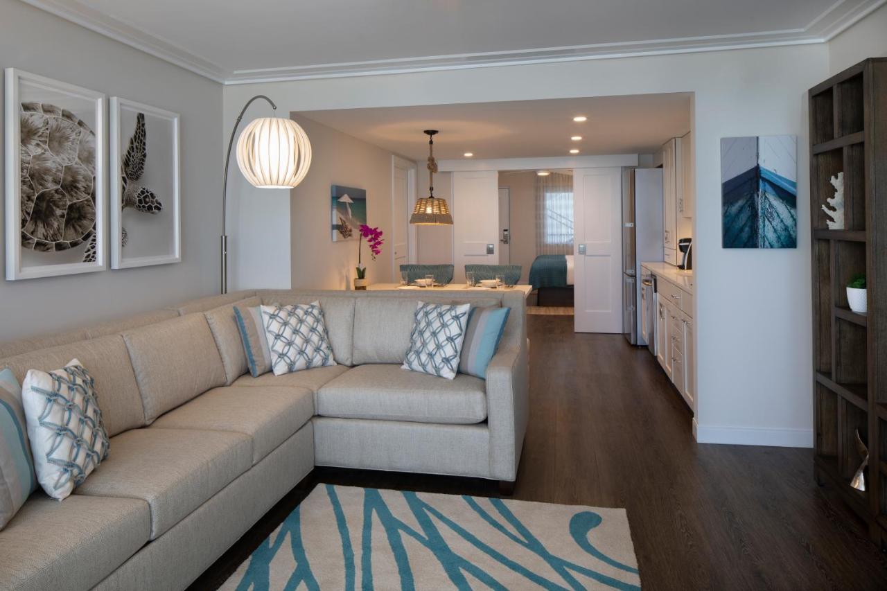 1KXOV Superior King Suite at The Laureate Key West