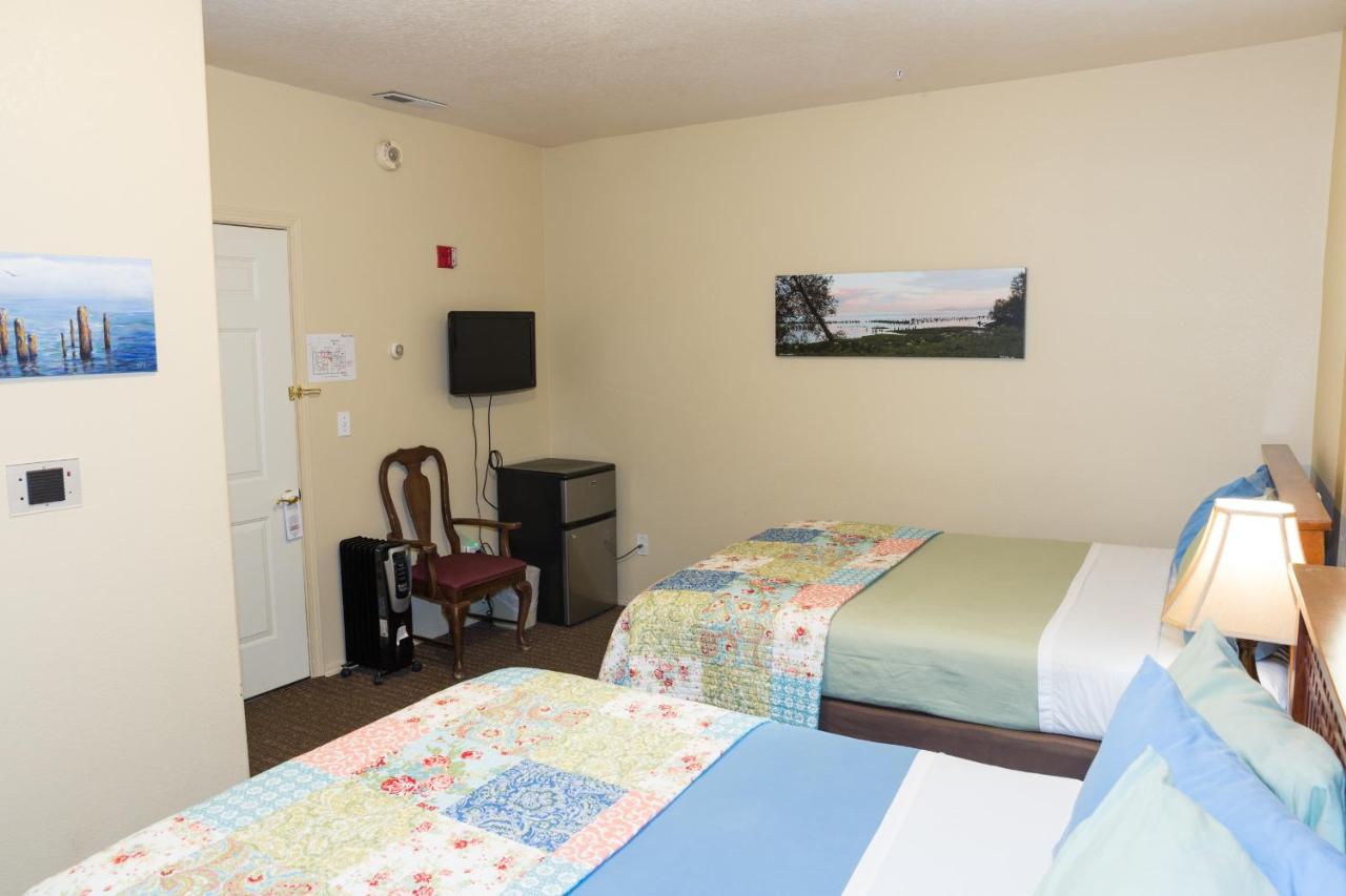 | Hotel Cathlamet