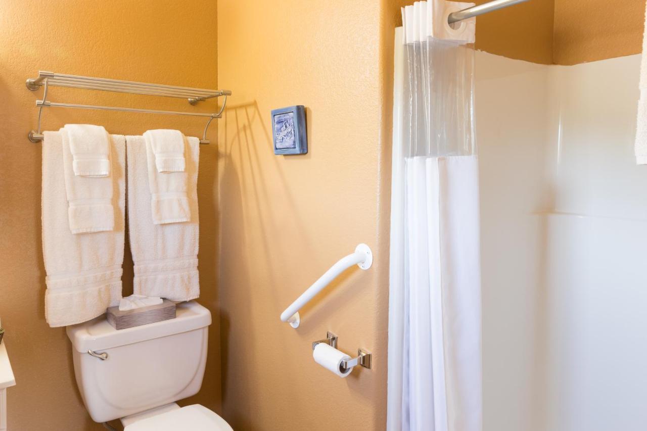 | Hotel Cathlamet