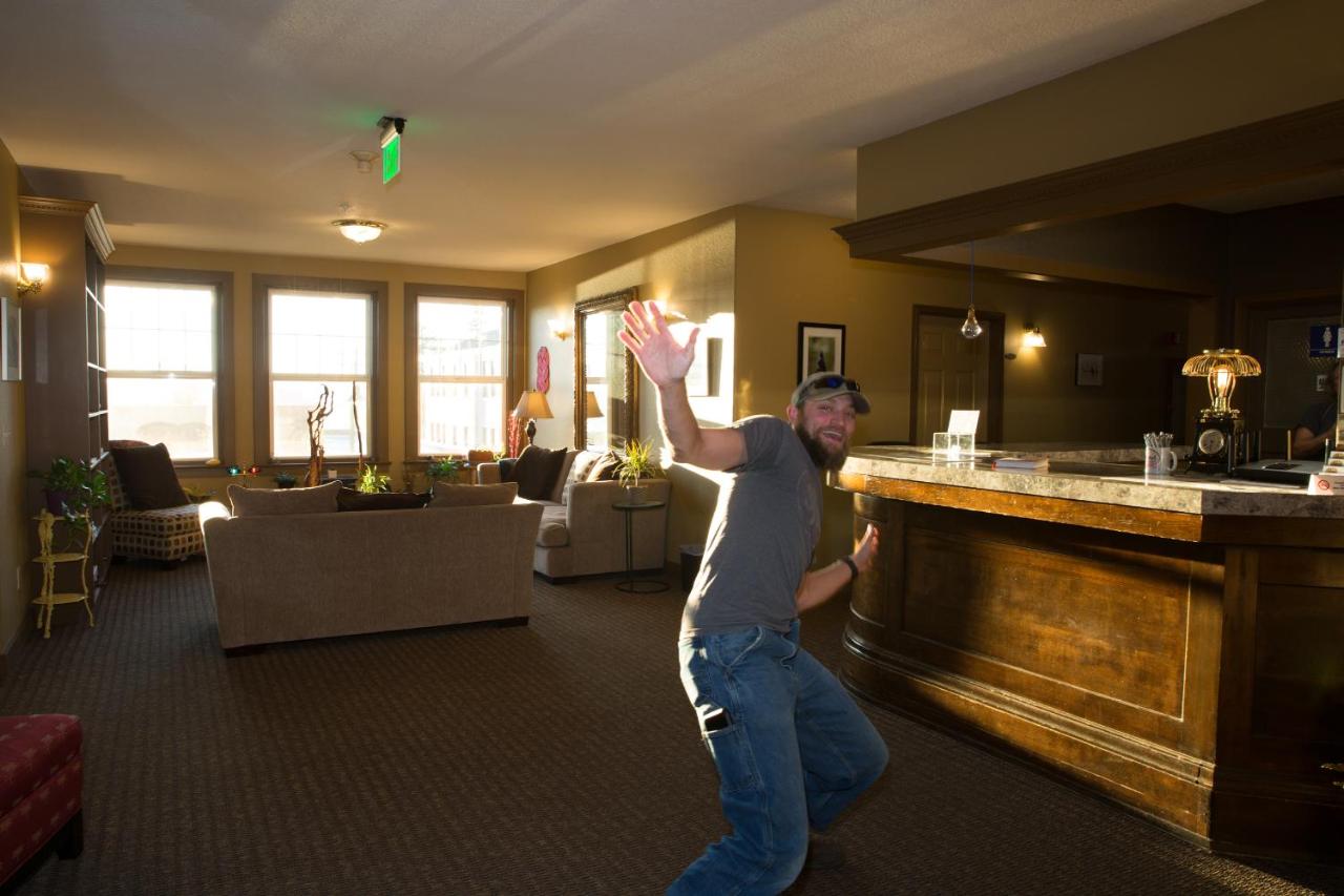 | Hotel Cathlamet