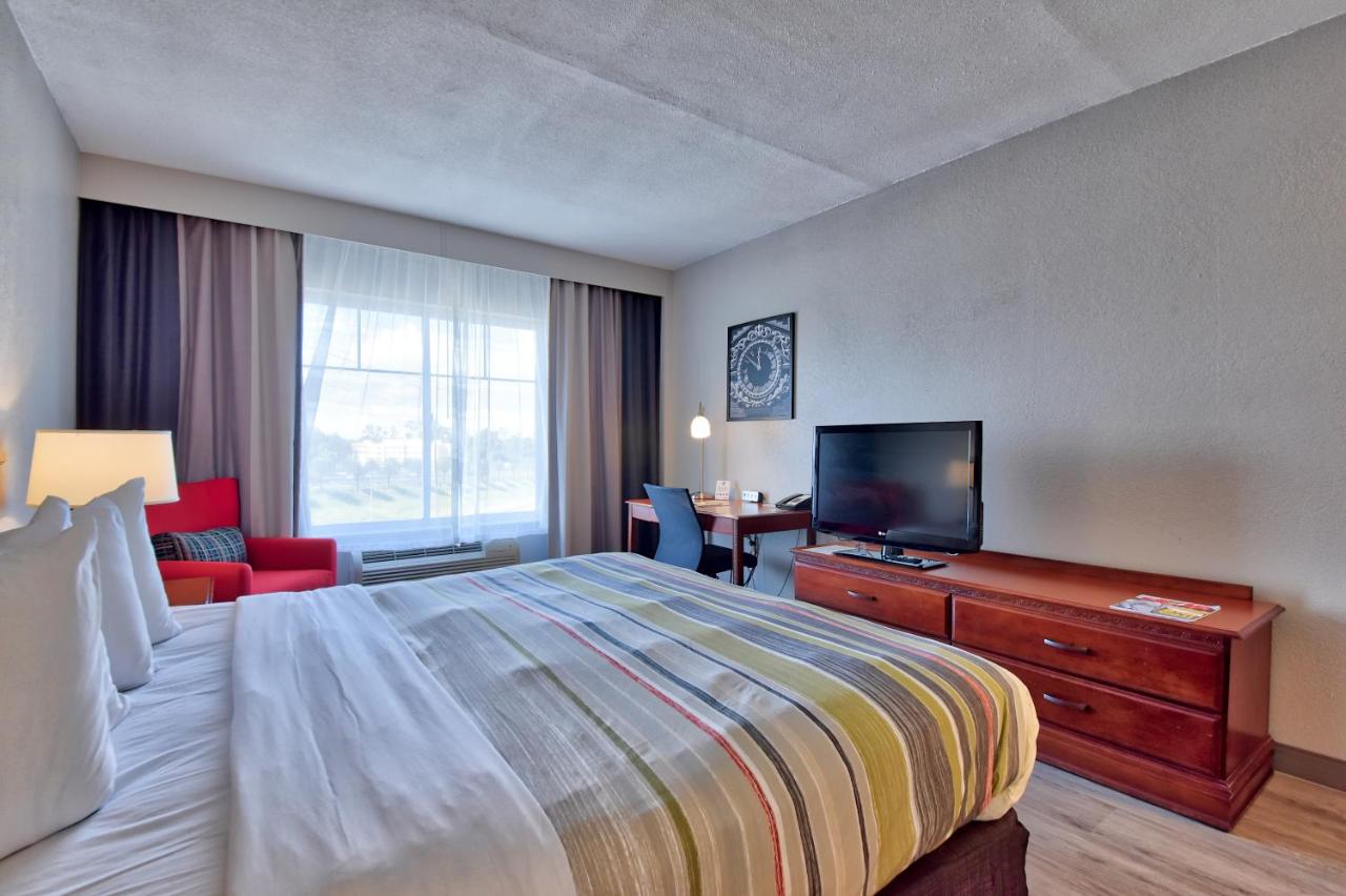 King Room - Disability Access/Non-Smoking at Country Inn & Suites by Radisson, Ocala Southwest