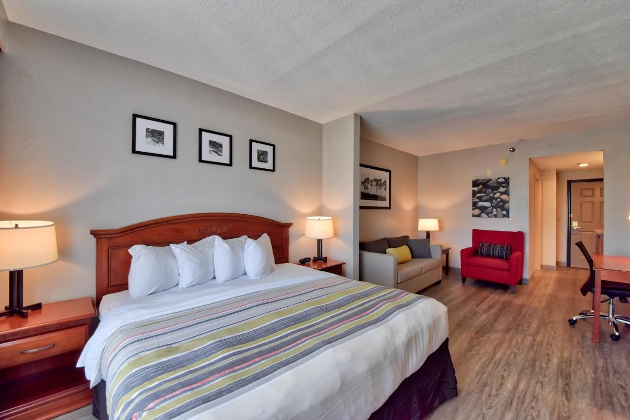 King Studio with Sofa Bed - Non-Smoking at Country Inn & Suites by Radisson, Ocala Southwest