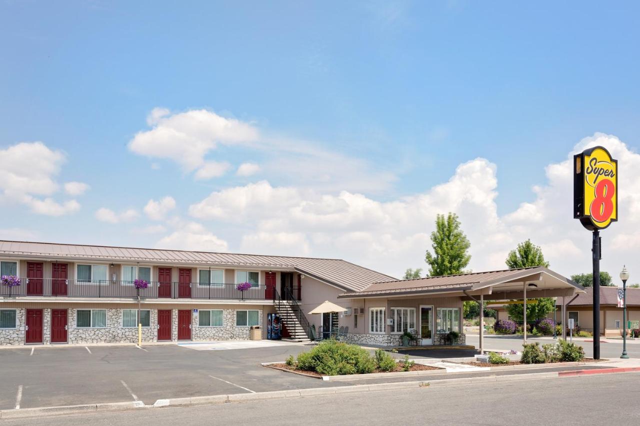 | Super 8 by Wyndham Alturas