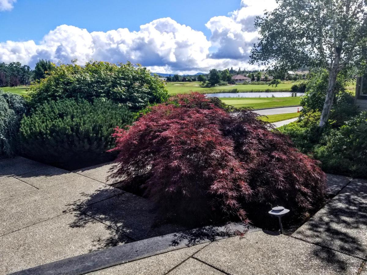 | Resort at Eagle Point Golf Club Lodging