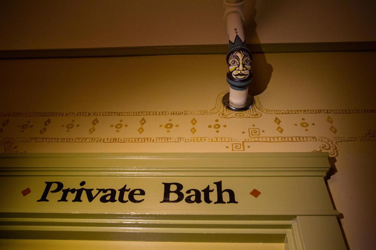 | McMenamins Grand Lodge
