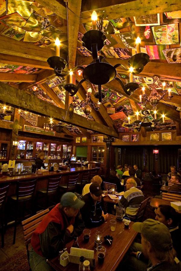 | McMenamins Grand Lodge