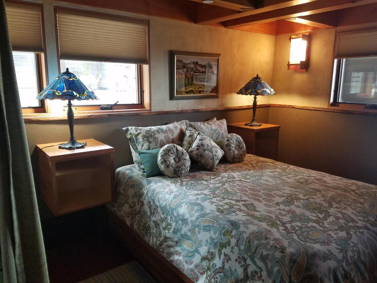 | The Inn at Newport Ranch