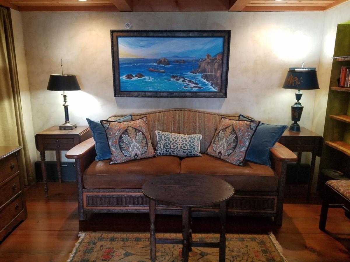 | The Inn at Newport Ranch