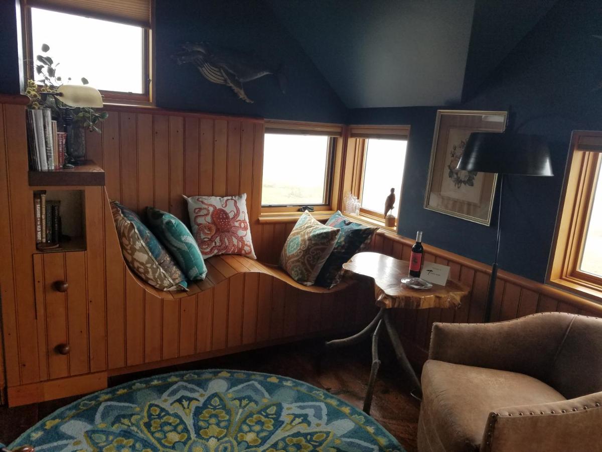 | The Inn at Newport Ranch