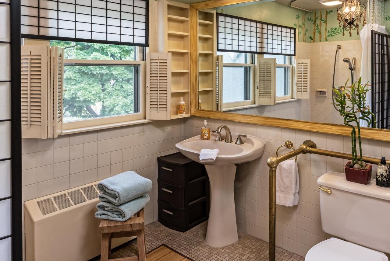  | Silver Heart Inn & Cottages