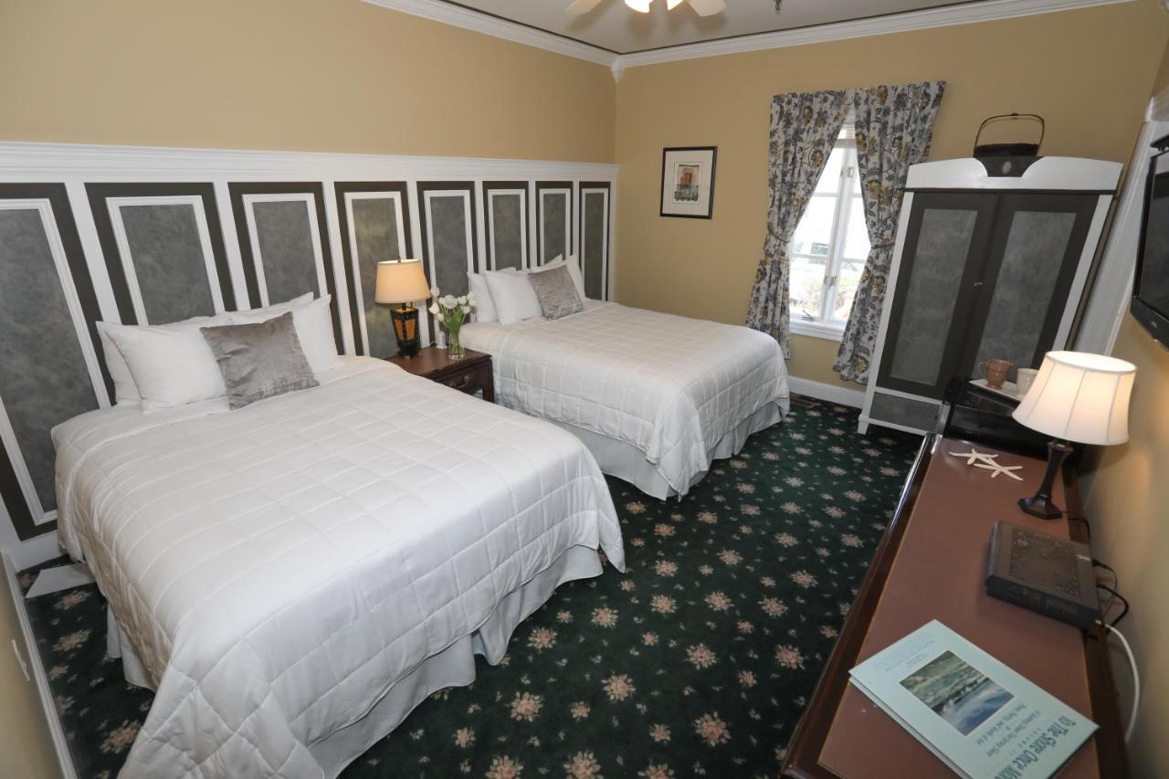 | The Ocean Plaza Hotel