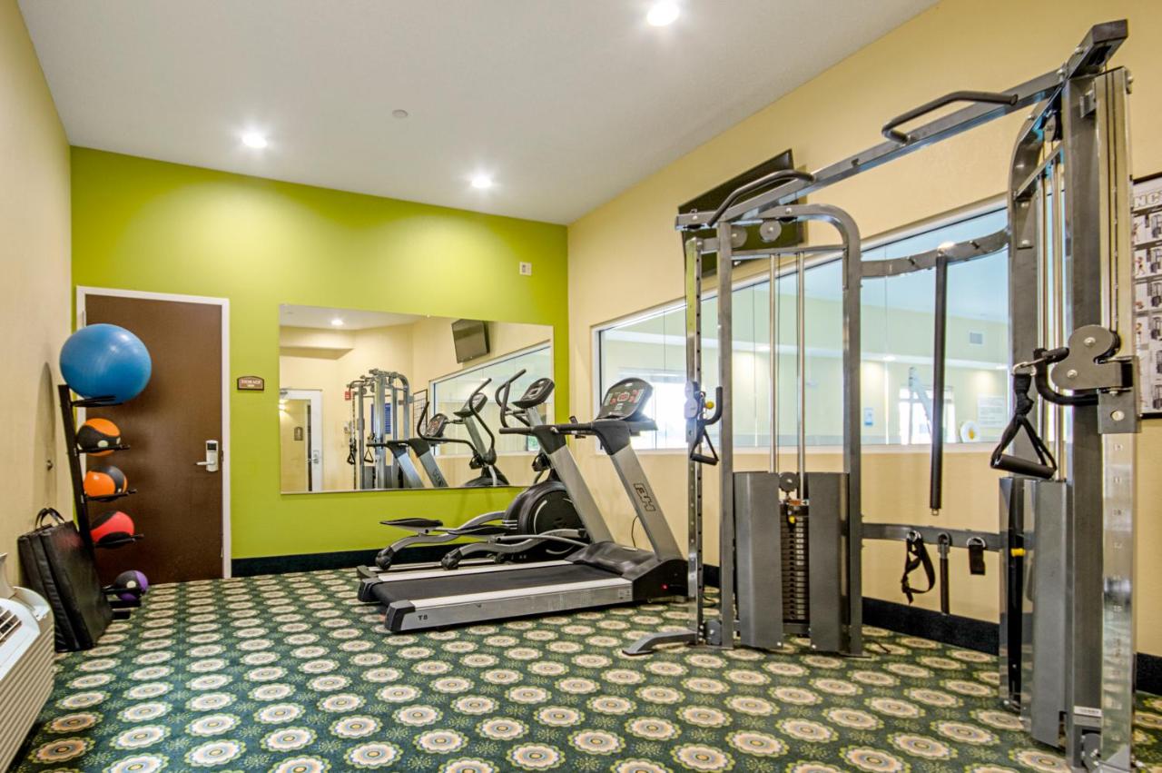 | Quality Inn & Suites Glenmont - Albany South