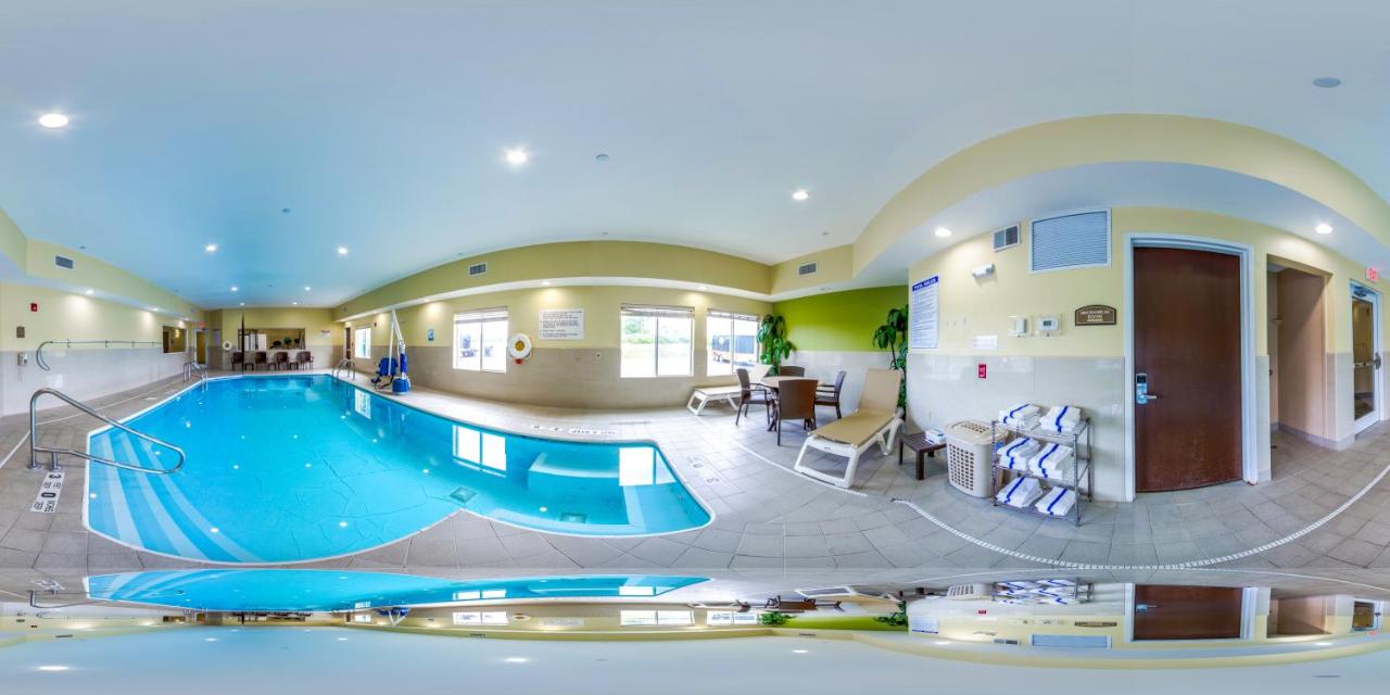 | Quality Inn & Suites Glenmont - Albany South