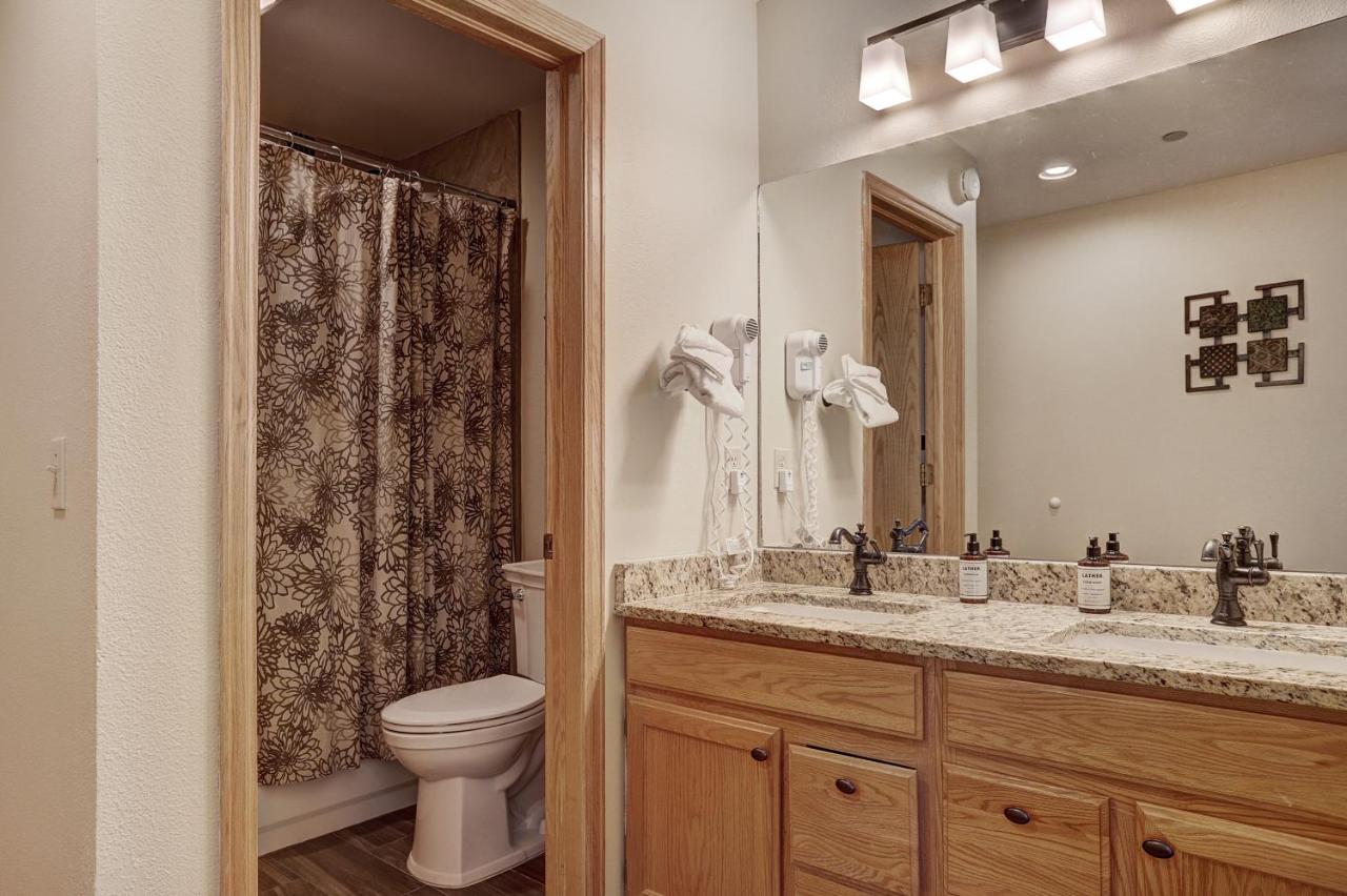 Queen Room at River Mountain Lodge, A Vail Resorts Property