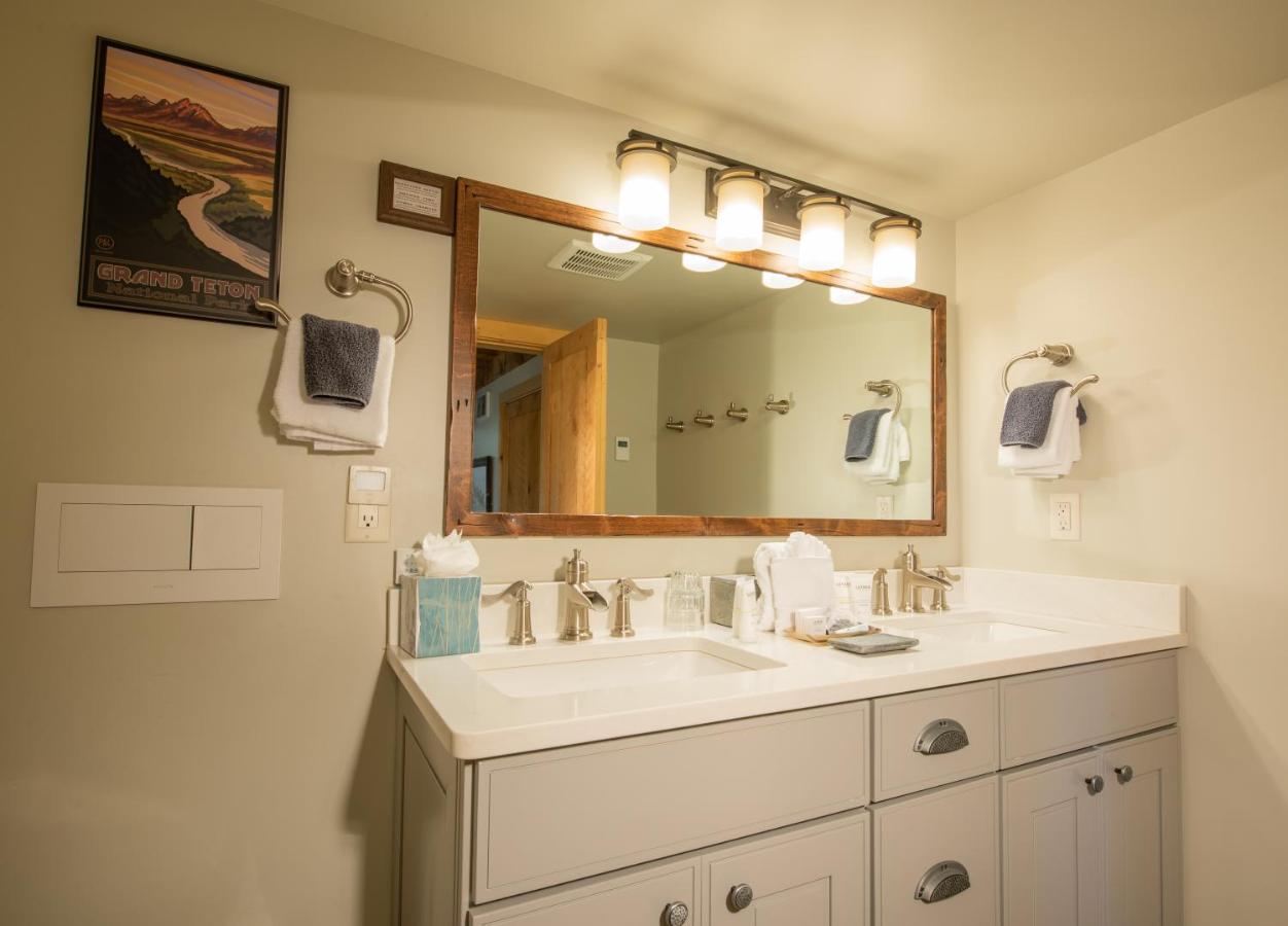 | Jackson Hole Hideout