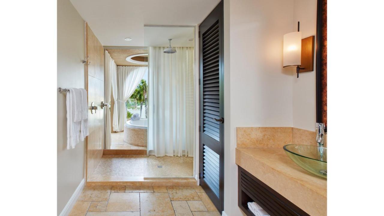 Lodge Island Double Queen Suite at Cheeca Lodge & Spa