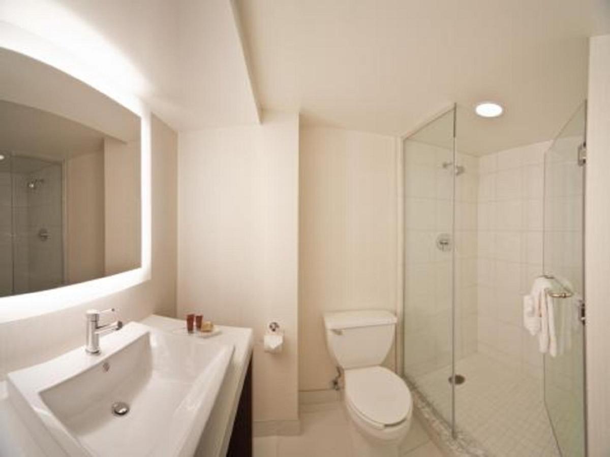 | Bally's Evansville Casino & Hotel