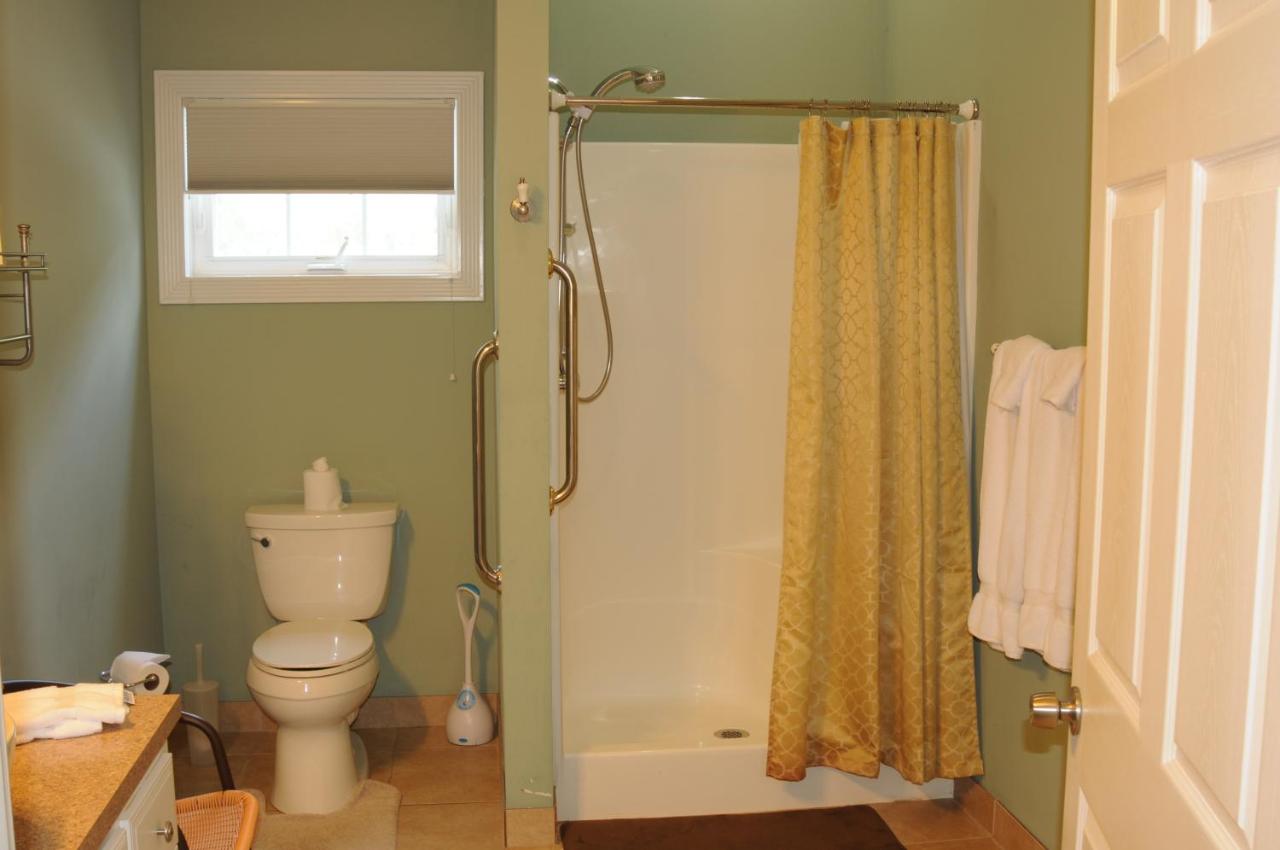  | Acorn Hill Lodge and Spa