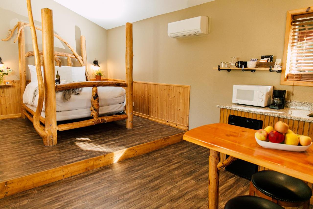  | Pine River Ranch B&B