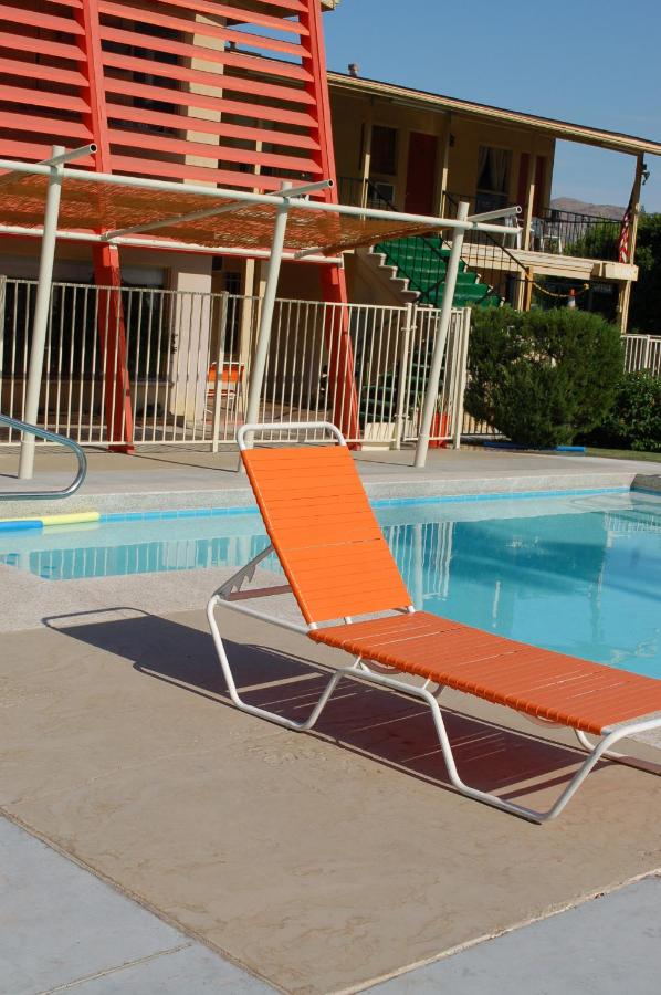 | Aloha Hotel Palm Springs
