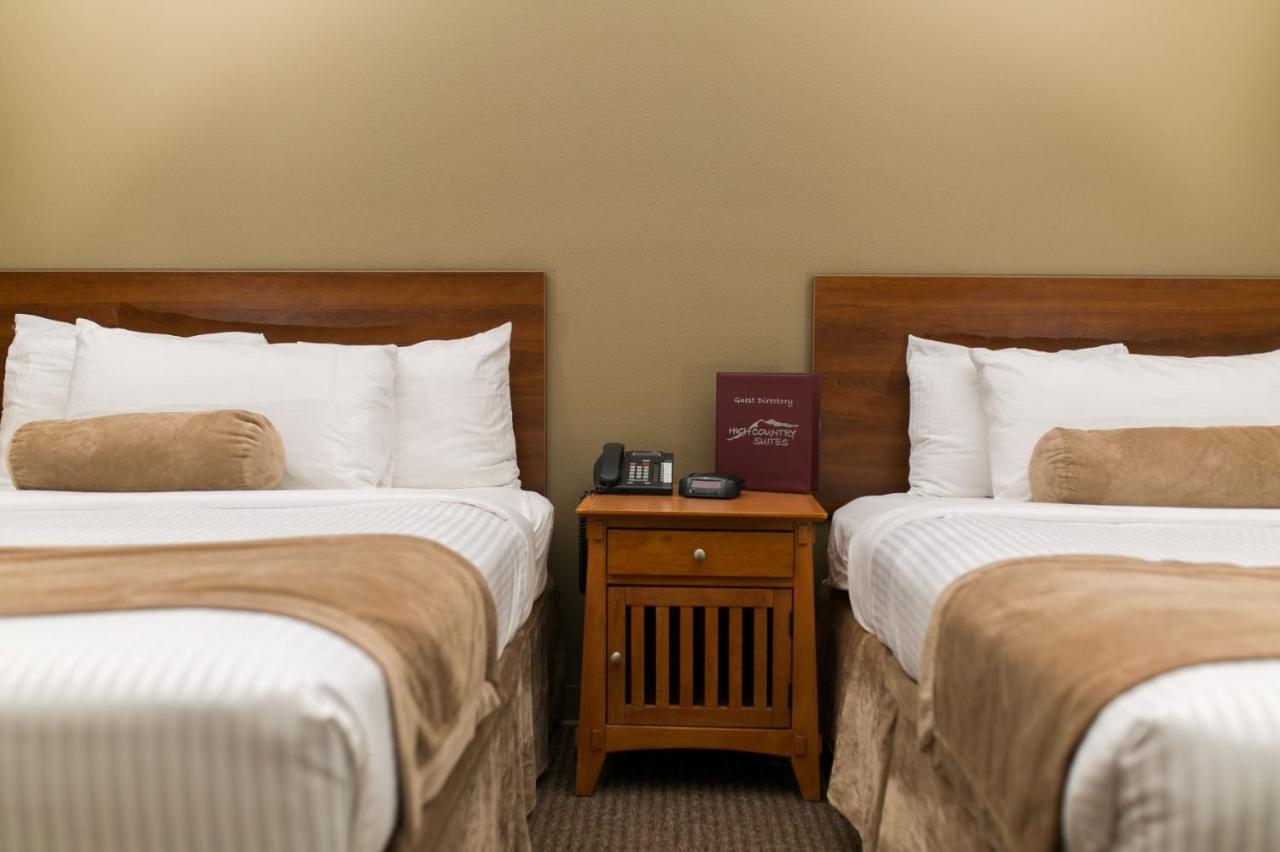 Standard Queen Room at White Pine Adventure Inn