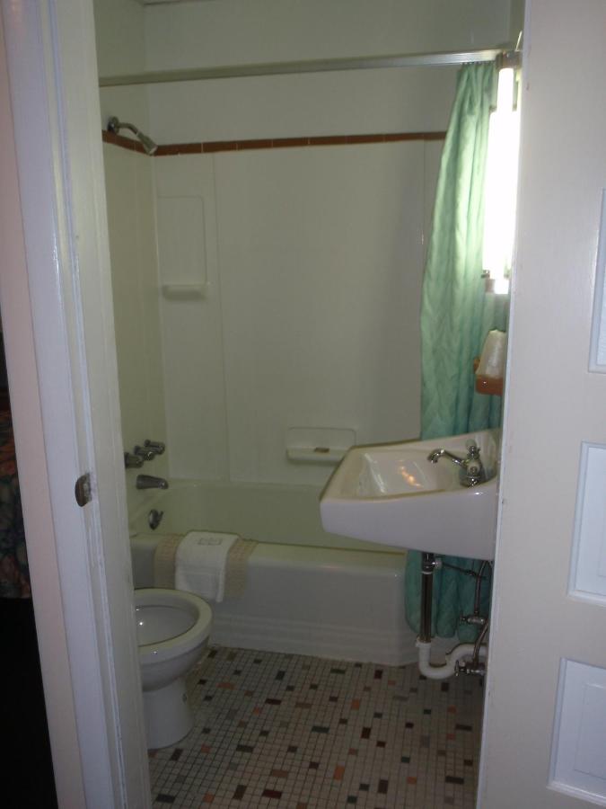 Standard Room with Double and Twin at Majestic Hotel & Apartments