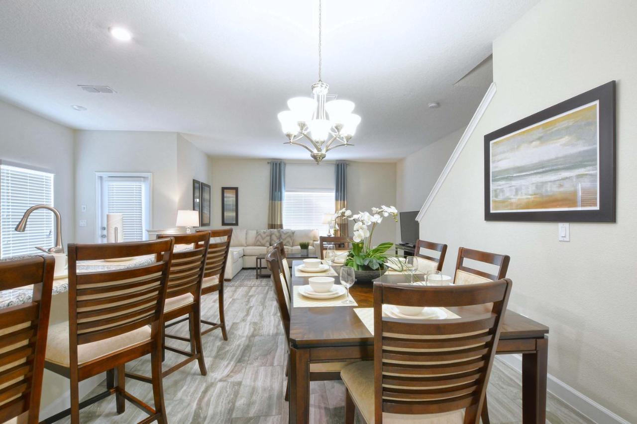 | Storey Lake-5 Bedroom Townhouse w/Splashpool-1617ST