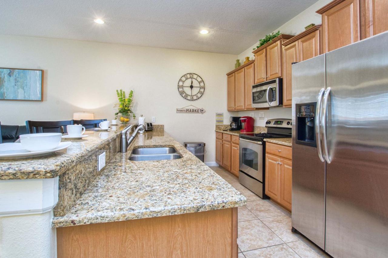  | Paradise Palms-4 Bed Townhome w/Splashpool-3032PP