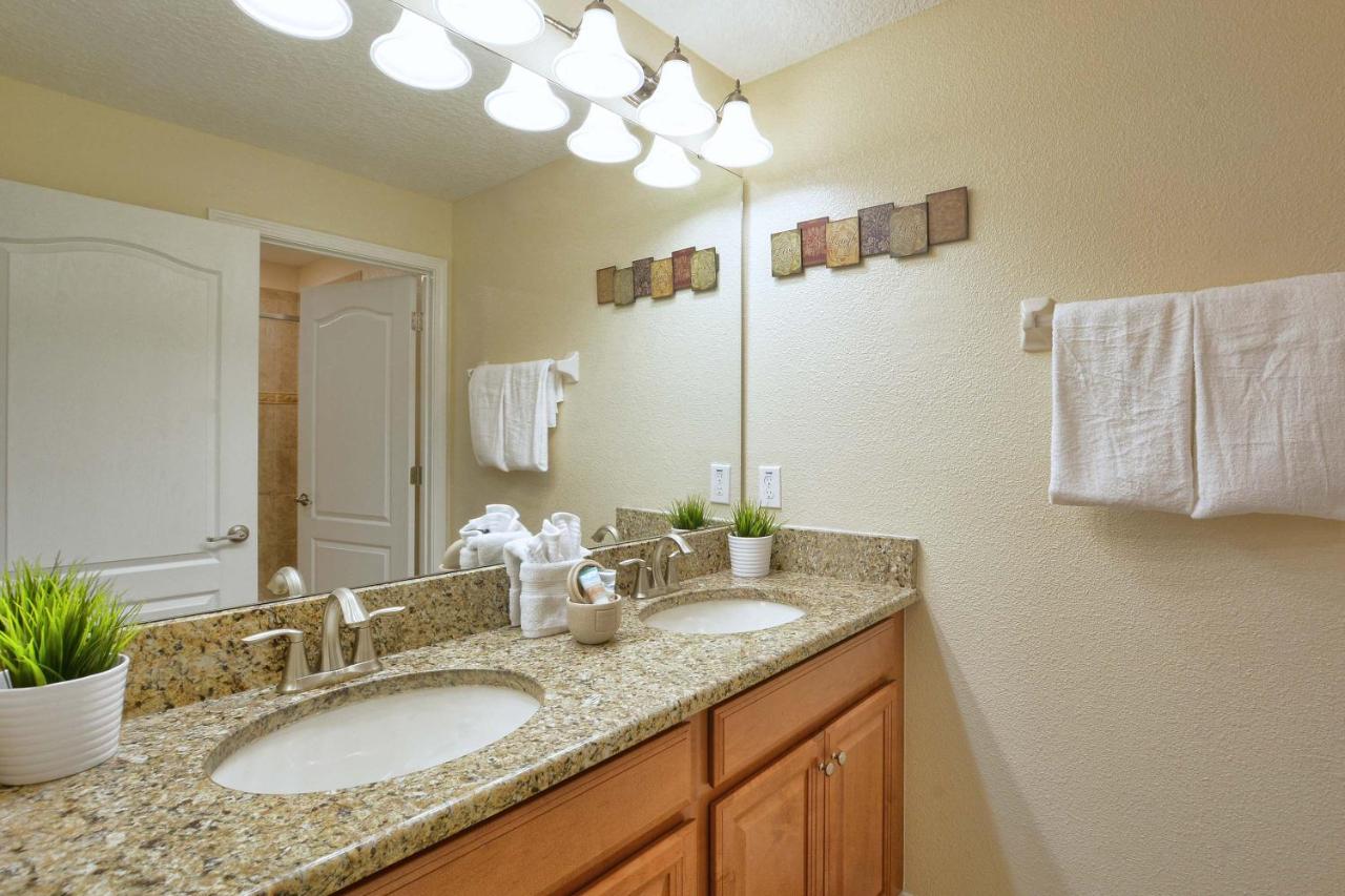 | Paradise Palms-4 Bed Townhouse w/splashpool-3622PP