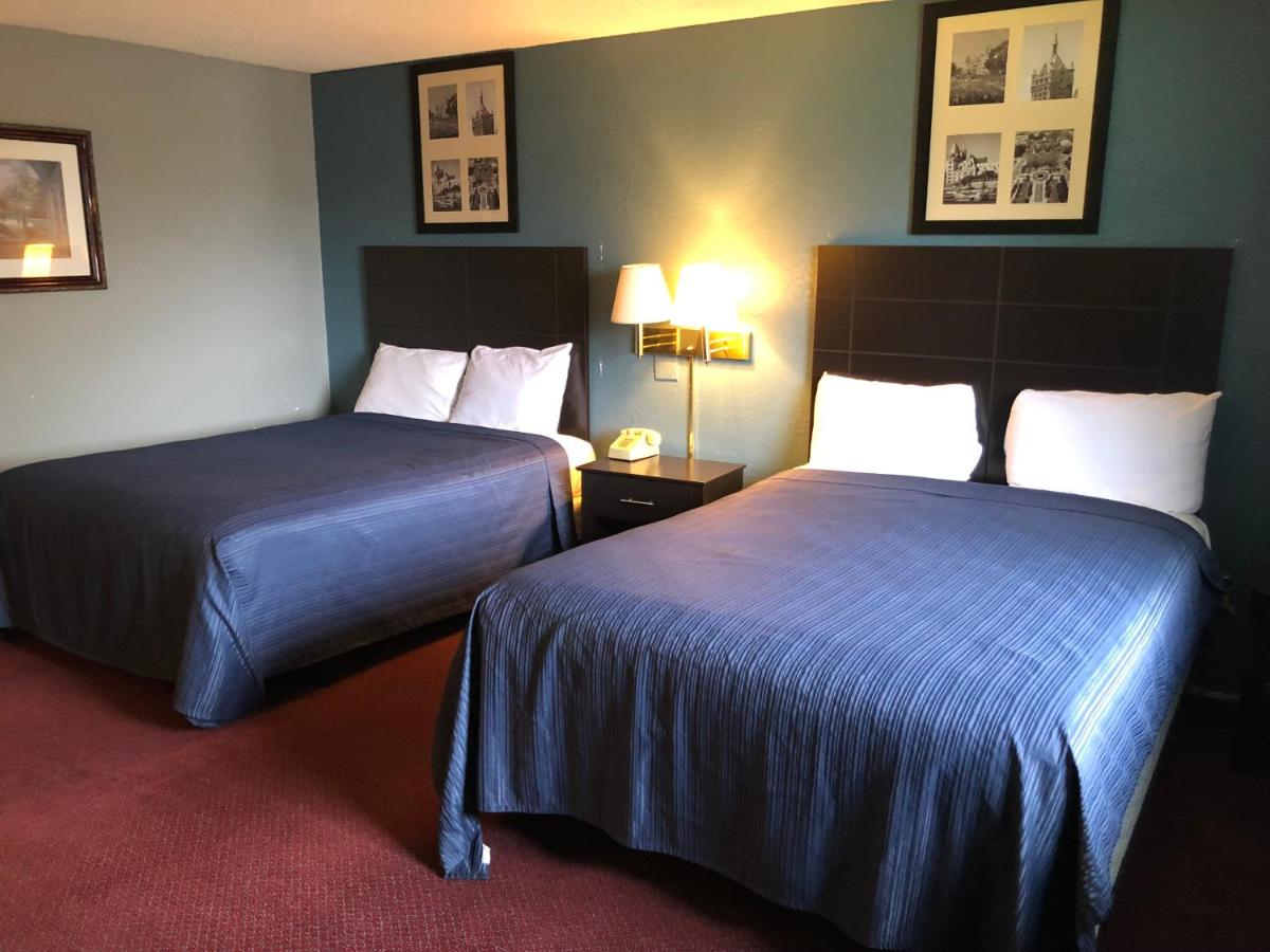  | Latham Inn