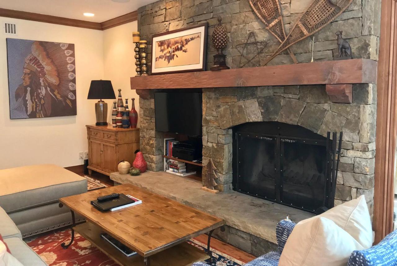 | Lodge at Lionshead