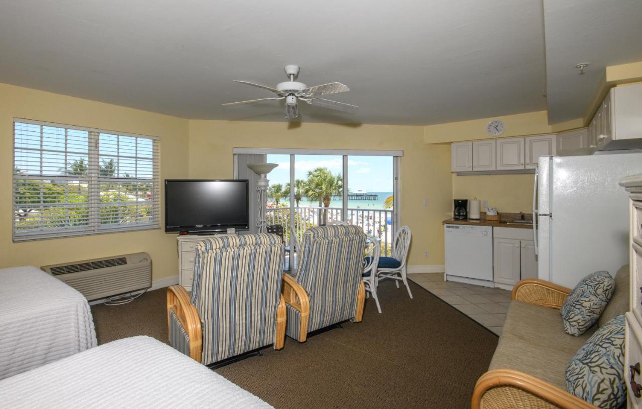 Deluxe Double Studio at Edison Beach House