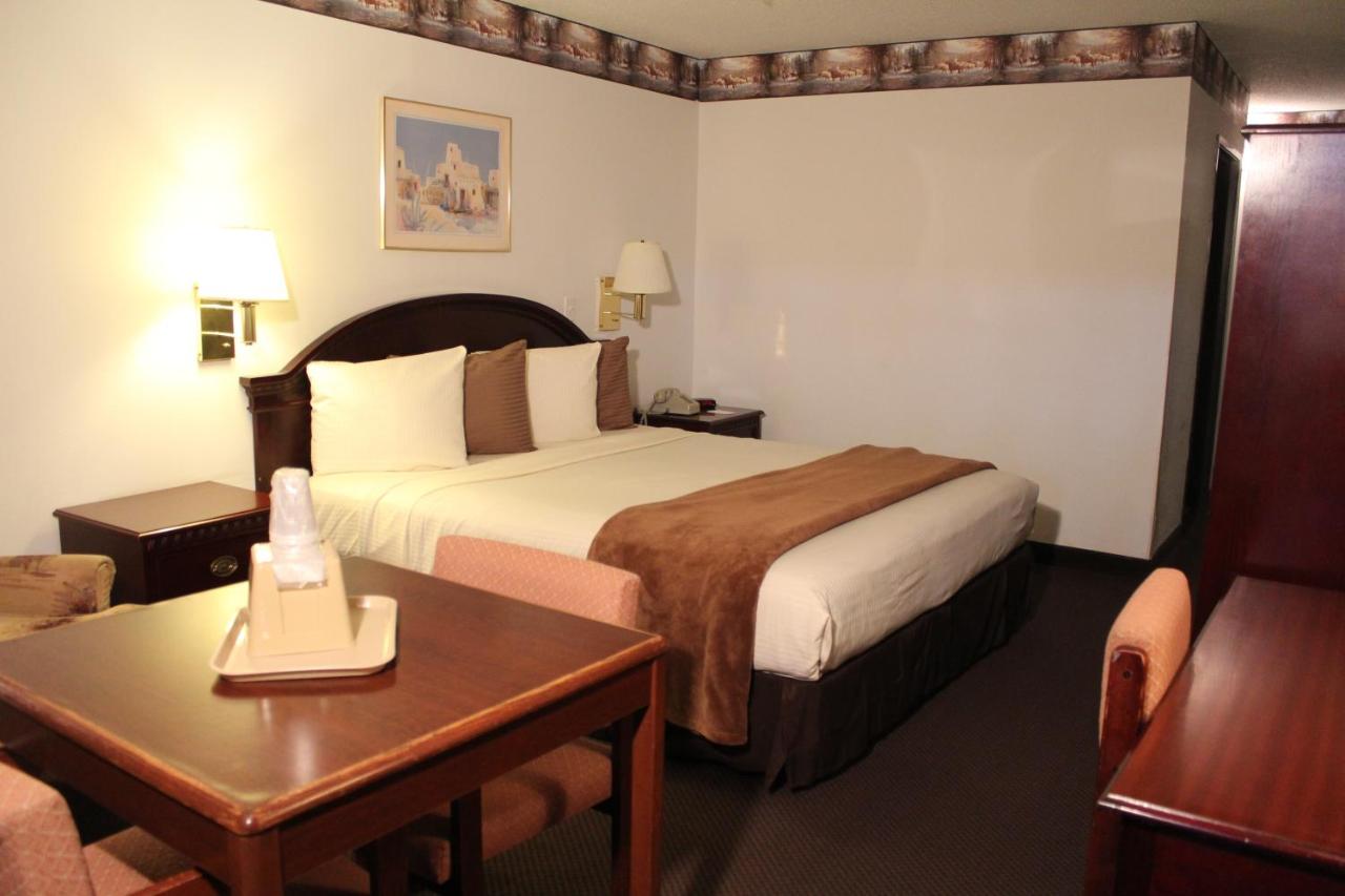 | Dodge House Hotel