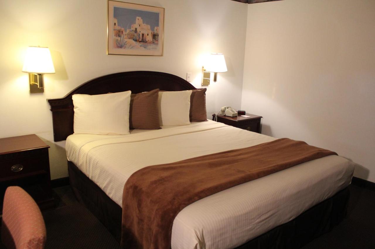 | Dodge House Hotel