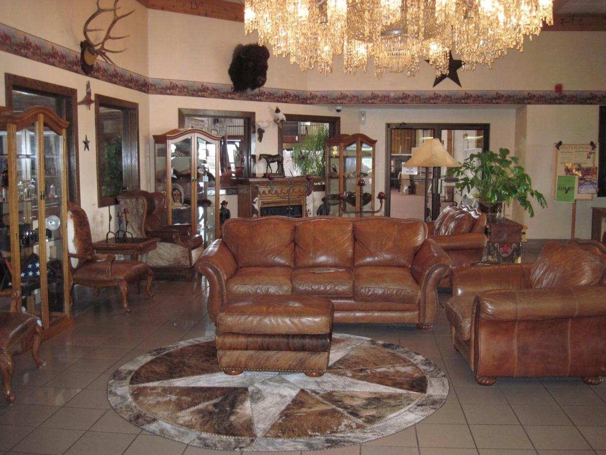 | Dodge House Hotel