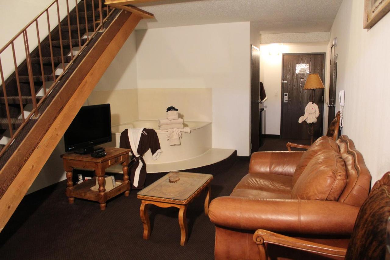 | Dodge House Hotel